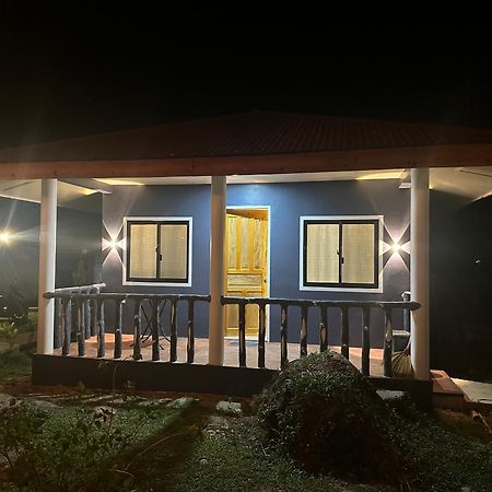 Cris & Mar Homestay Burgos  Экстерьер фото