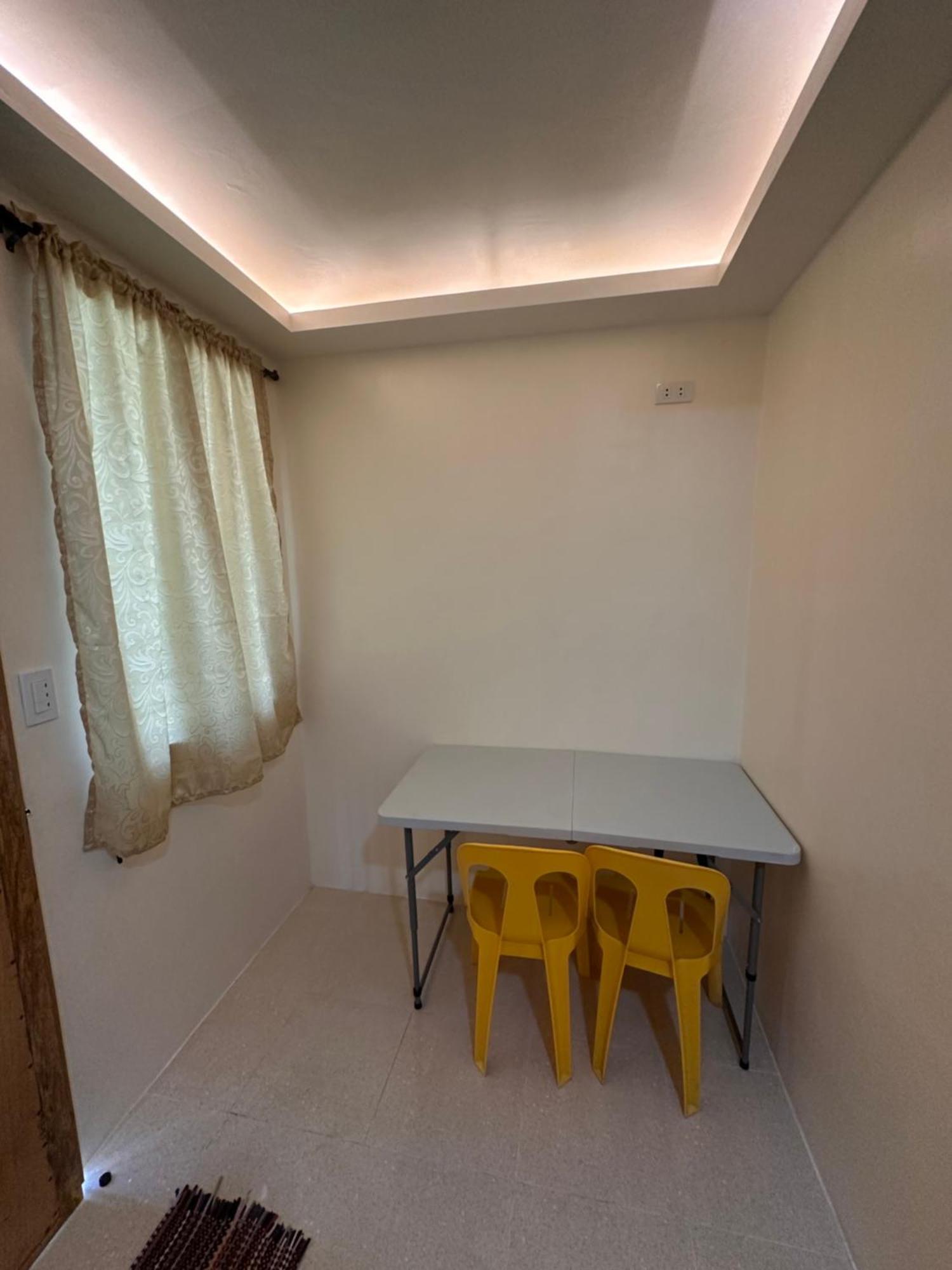 Cris & Mar Homestay Burgos  Экстерьер фото
